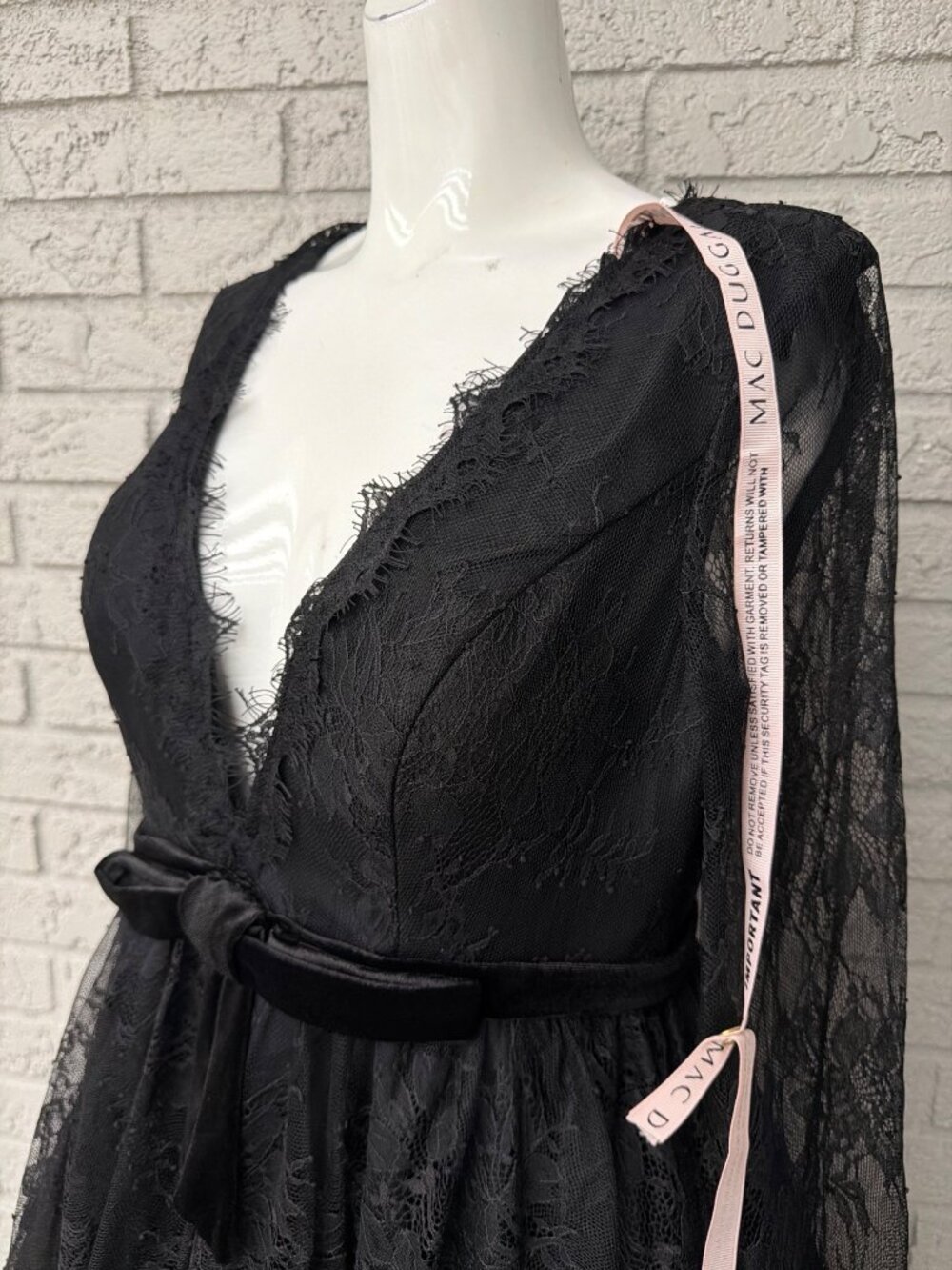 Mac Guggal Women’s Long Sleeve Deep V Black Lace Babydoll Dress Size 8 - Picture 12 of 15